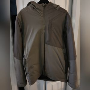 Lululemon pinnacle jacket, Mens Large, carbon dust